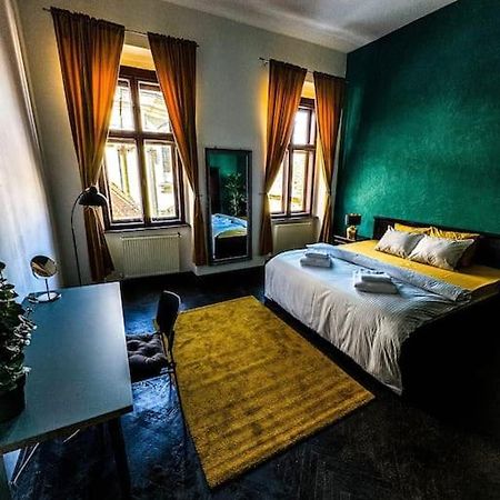 Cozy & Charming Apt. Downtown Apartment Timisoara Luaran gambar